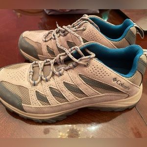 Columbia hiking/ outdoor shoes